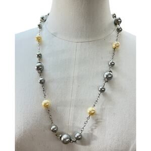 Silvertone Faux Pearl Necklace 18 Inch Lobster Clasp Gray Ivory